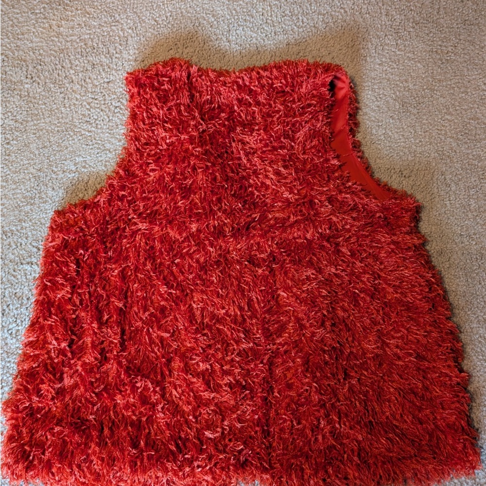 Long faux-shag vest size 22/24 burnt orange like new - Picture 3 of 3